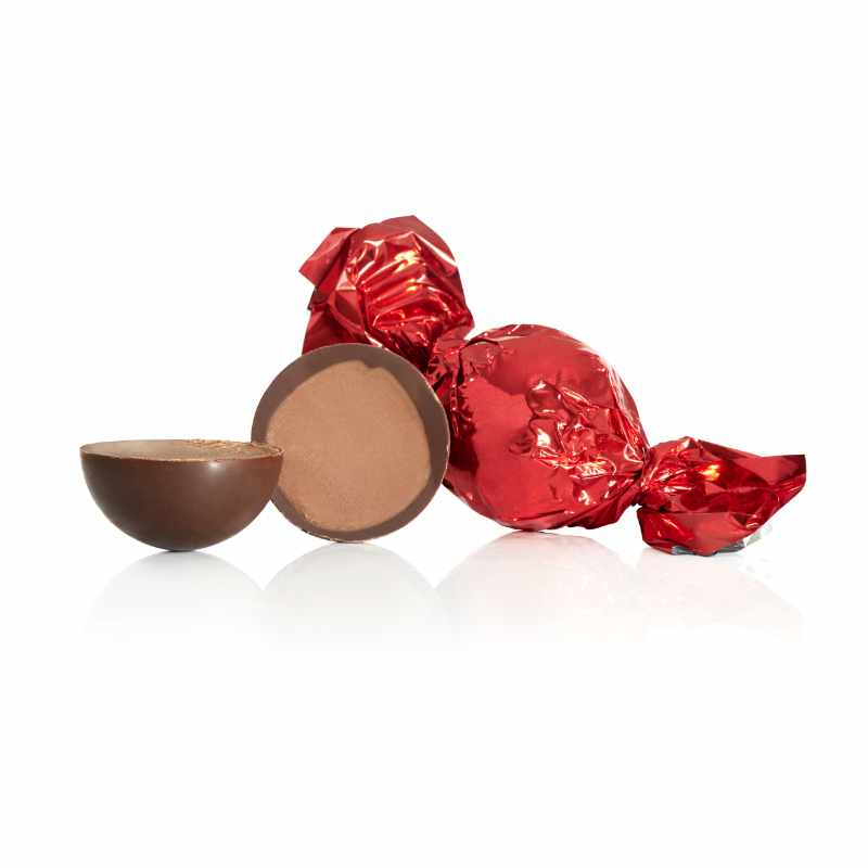 Billede af Fyldte chokoladekugler m/ macadamia - Rød - 1 kg